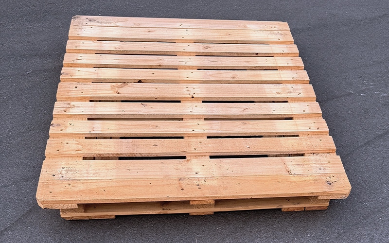 Chemie-Palette CP-7 (1300 k 1100 mm) Umlaufender Bodenrahmen, Neuwertiger Zustand 1 x verwendet